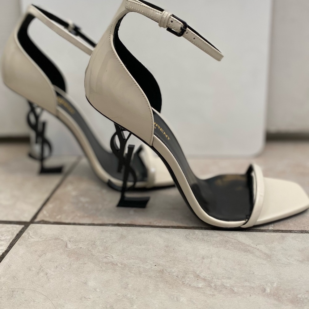 Opyum Sandals In Patent Leather With Black Heel